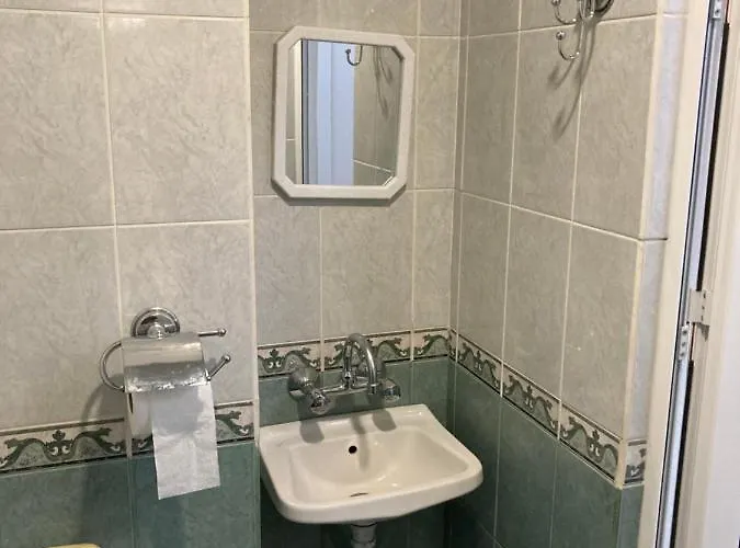 Apartament Private With Lovely Yard